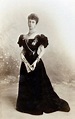 File:Marie Louise of Bourbon-Parma, Princess of Bulgaria.jpg ...