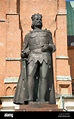 Estatua de Boleslao I Chrobry primer rey de Polonia en frente del ...