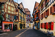 15 of the Most Beautiful Streets in the World | Odd Interesting