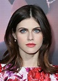 15 of the Most Inspiring Beauty Looks This Week | Alexandra daddario ...