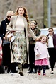 Blake Lively Daughter Easter Photo (With images) | Blake lively outfits ...