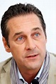 Heinz-Christian Strache: FPÖ-Chef mit Kanzlerambitionen | DiePresse.com