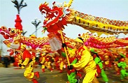 La danza de dragón es una forma de danza tradicional y el desempeño en ...