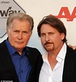Charlie Sheen and brother Emilio Estevez ham it up on the red carpet ...