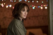 Winona Ryder on Her Mom Role in Stranger Things, Netflix's Love Letter ...