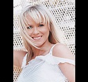 Country Singer Carolyn Dawn Johnson - American Profile