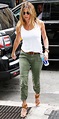 Jennifer Aniston Shows Off Her Svelte Physique in a Casual-Cool ...