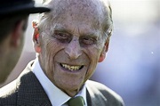 Prince Philip Is Giving Up His Driver's License After He Got In A Car Crash