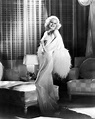 33 Stunning Portrait Photos of Jean Harlow in “Dinner at Eight” (1933 ...
