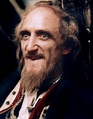 Ron Moody played Fagin in Oliver. | Actors, Uk actors, British actors