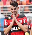 Felipe Vizeu ganha elogios de Zé: "Flamengo acredita muito nele ...