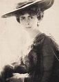 AUGUST 8: Olga de Meyer (1871-1930) - 365 DAYS OF LESBIANS