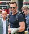 Joel McHale Shows Off His Big Biceps in New York City!: Photo 4116061 ...