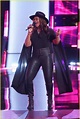 Wendy Moten Suffers Fall During 'The Voice' Live Show, Update Provided ...