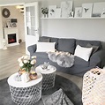 Instagram: wohn.emotion Landhaus Wohnzimmer modern grau weiß ...