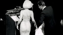La robe que portait Marilyn Monroe pour son célèbre Happy Birthday ...