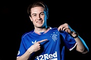 Aberdeen forward Scott Wright completes Rangers transfer