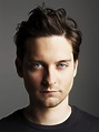 Tobey Maguire biography, photos, personal life, wife, children, family ...