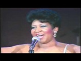 Aretha Franklin - Love all the Hurt Away Chords - Chordify