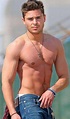 The Male Celebrities With The Best Abs | Zac efron shirtless, Zac efron ...