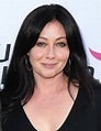 As Shannen Doherty reveals she’s ‘dying’ of cancer, 90210 costars ...