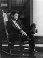 John F. Kennedy: Der Vorwurf: Seine Medikamente machen Kennedy manisch ...