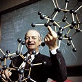 Ciencias de Joseleg: Linus Pauling y la estructura del ADN
