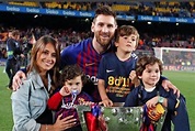 Los hijos de Messi siguen los pasos de su padre y estos videos los ...