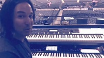Loren Gold - A Tour of His 2019 Keyboard Rig with The Who - YouTube