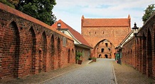 Vier-Tore-Stadt Neubrandenburg Foto & Bild | historisches, architektur ...