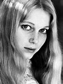 20 Stunning Black and White Portraits of a Very Young Mia Farrow From ...