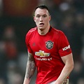 Download Phil Jones Manchester United Black Crest Wallpaper ...