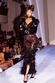 Tyra Banks for Thierry Mugler Fall, 1993 | Moda estilo, Moda, Estilo
