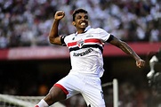 Luiz Gustavo celebra o primeiro gol com a camisa do São Paulo: "Me ...