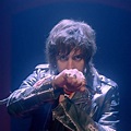 Daft Punk featuring Julian Casablancas “Instant Crush” Music Video ...