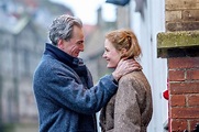 Phantom Thread Review: The Most Surprising Love Story of the Year ...