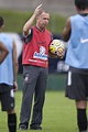 Mano Menezes durante o treino do Corinthians realizado esta tarde no ...