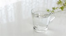 成人每天飲水1,500cc是錯的？ 醫揭「喝水量公式」要看體重｜東森新聞