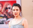 DRAGON: Margaret Qualley Explains How She Overcame Her Fear of Quentin ...