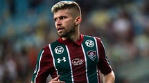 Ex-jogador do Fluminense, Caio Henrique é o lateral brasileiro com mais ...