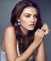 phoebe tonkin as cleo in h2o just add water. SHE IS SOOOOOO PRETY