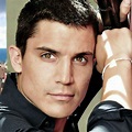 Alex González. Actor from Spain | Pretty men, Famous men, Beautiful men