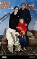 Leander Haussmann, Annika Kuhl und Tochter Kunigunde die Premiere von "Tom Sawyer ...