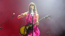 Feist - Century (live in Brussels 2017) - YouTube