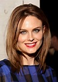 Emily Deschanel Height, Age and Weight - CharmCelebrity