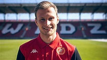 Henrich Ravas bramkarzem Widzewa Łódź - YouTube