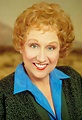 Jean Stapleton, Edith from All in the Family, Dies at 90 - Today's News ...
