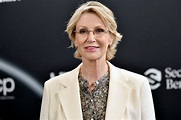 How Tall Is Jane Lynch?