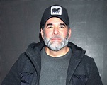 A sus 54 años, Eduardo Santamarina abraza su faceta de ‘silver daddy ...