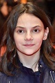Dafne KEEN : Biography and movies